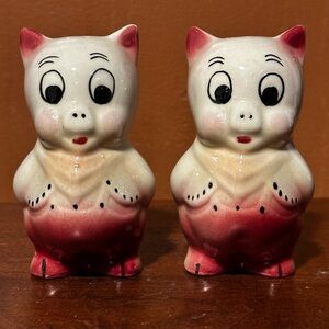 Vintage American Bisque Pottery Porky Pig Salt Pepper Shakers